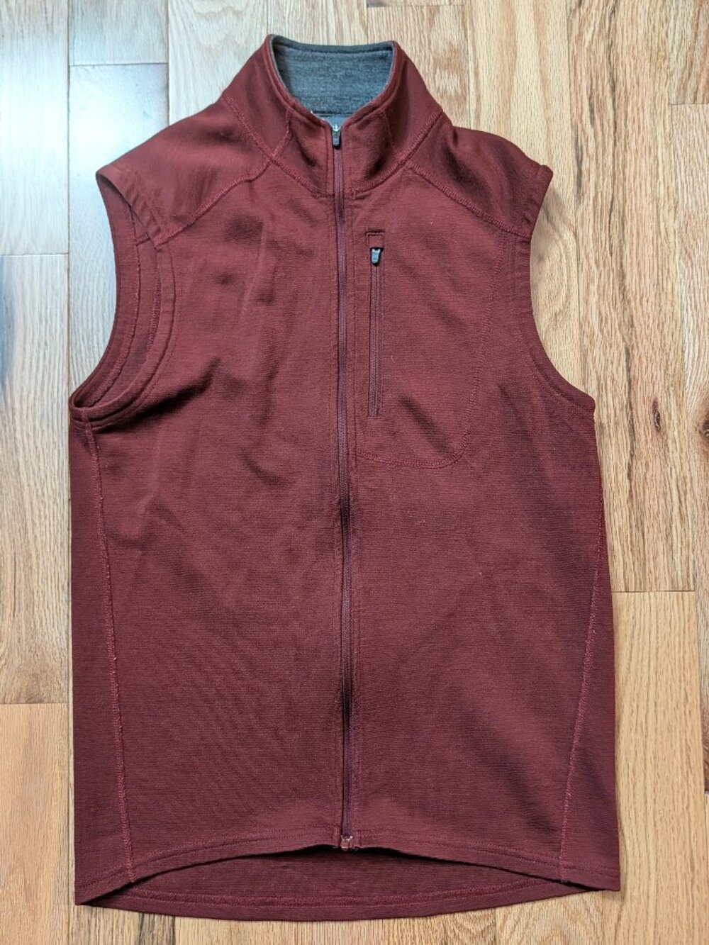 IBEX Women’s Shak Full Zip Merino Wool Vest Size Small Made in USA Red